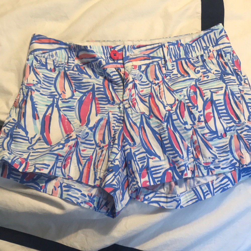 Lilly Pulitzer Callahan shorts size 4